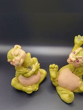 Vintage 1988 Dragon Keep Rah-Rah & Huggins Dragon Figurines w Swarovski Crystals